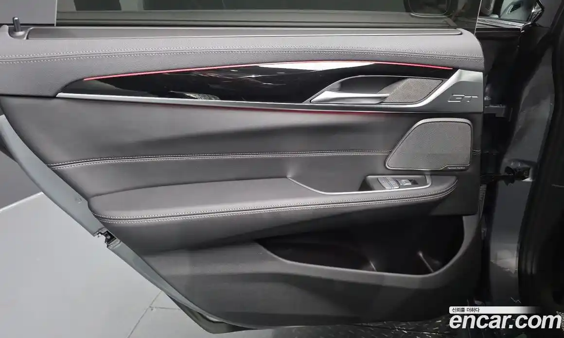 BMW 6-Series 2024 3.0 гидро, фото 15