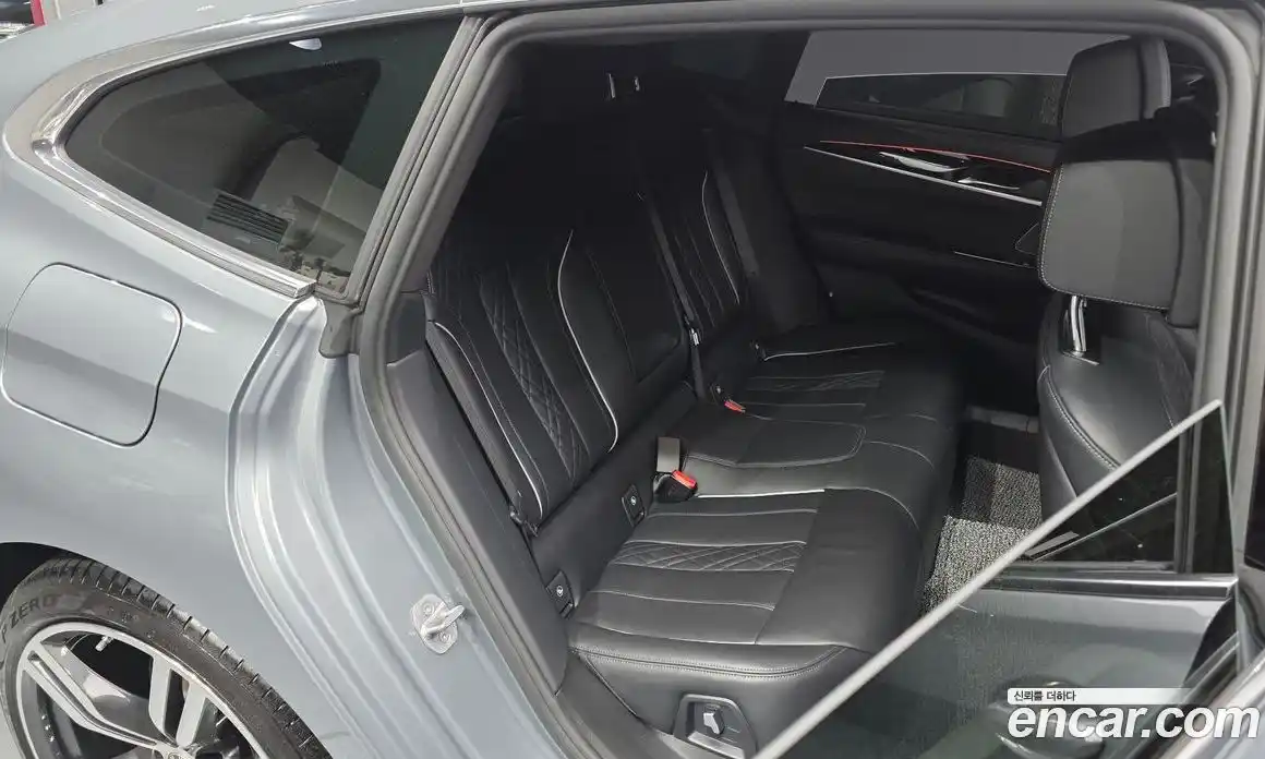 BMW 6-Series 2024 3.0 гидро, фото 17