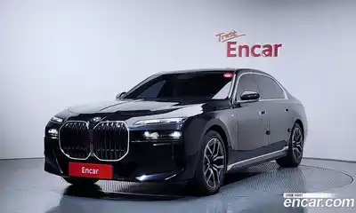 BMW 7-Series, 2023