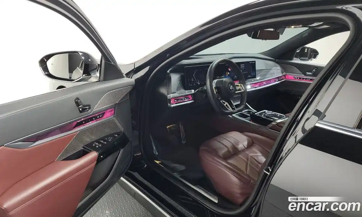 BMW 7-Series 2023 3.0 гидро, фото 13