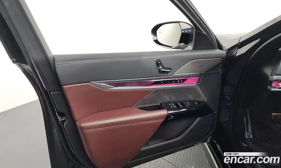 BMW 7-Series 2023 3.0 гидро, фото 14