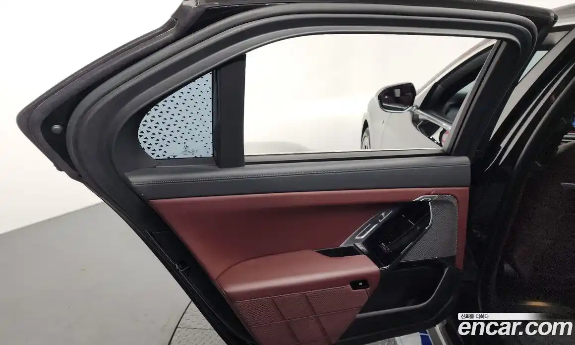 BMW 7-Series 2023 3.0 гидро, фото 15
