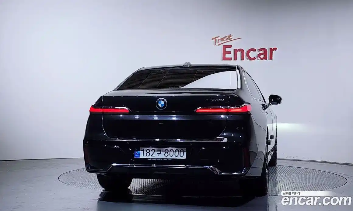 BMW 7-Series 2023 3.0 гидро, фото 4