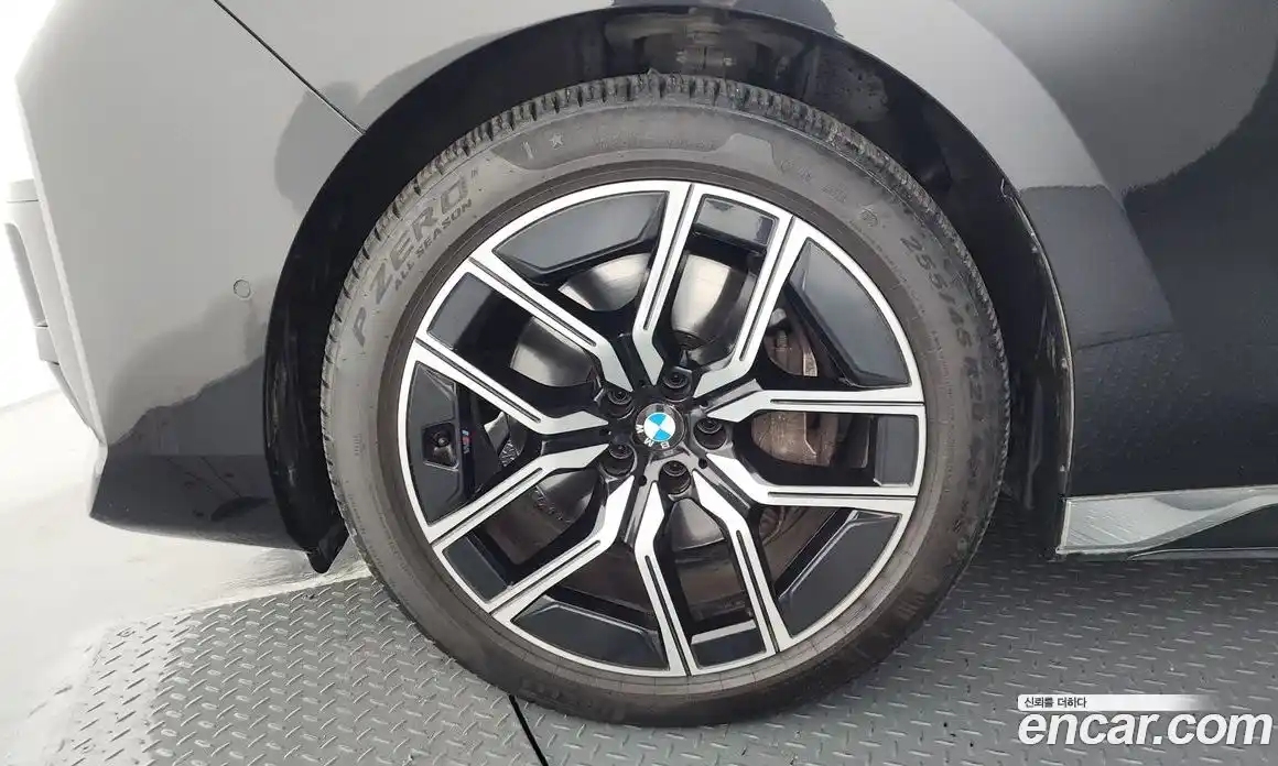BMW 7-Series 2023 3.0 гидро, фото 5