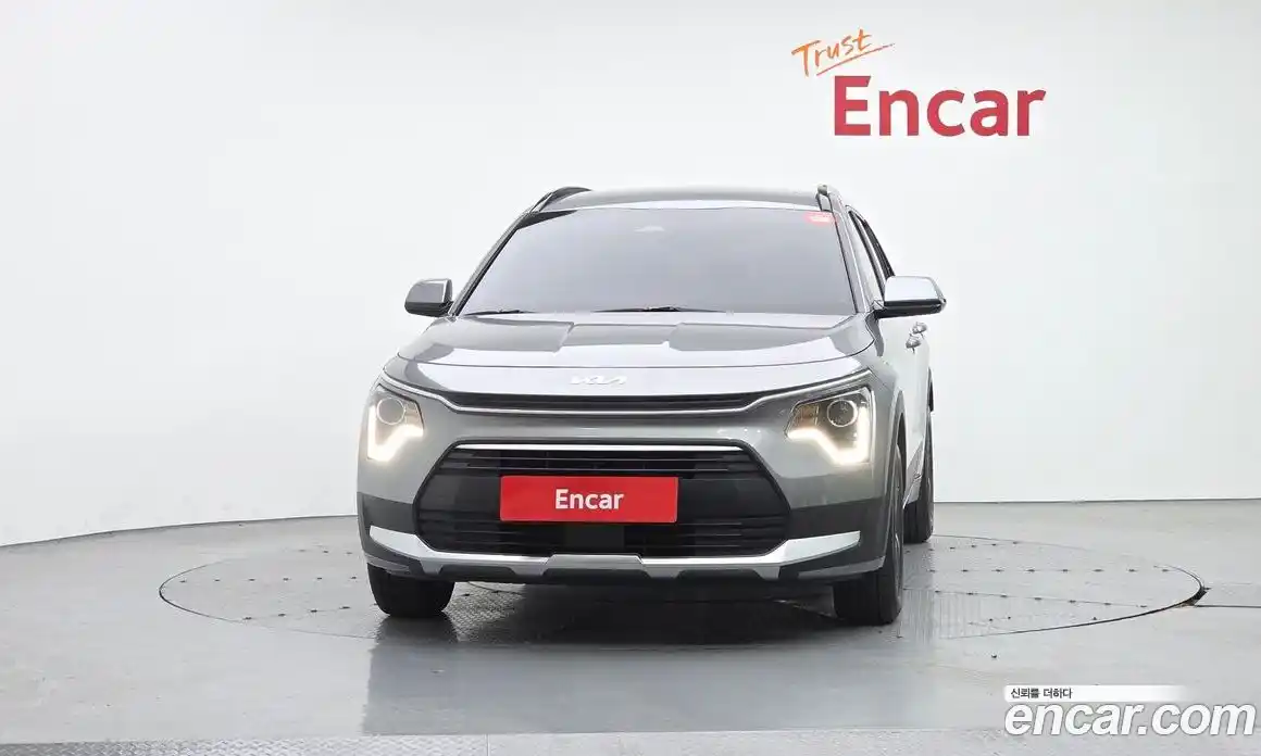 Kia Niro 2024 1.6 автомат (гидро), фото 3