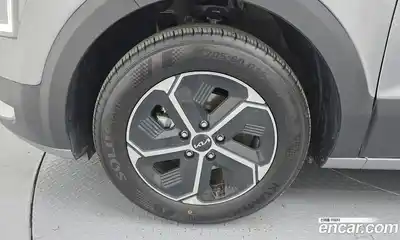 Kia Niro 2024 1.6 автомат (гидро), миниатюра 5