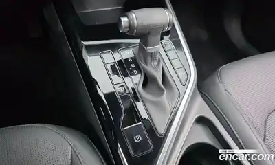 Kia Niro 2024 1.6 автомат (гидро), миниатюра 9
