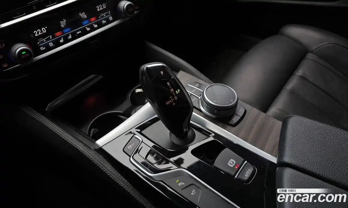 BMW 5 серия 2017 2.0 автомат (гидро), фото 12