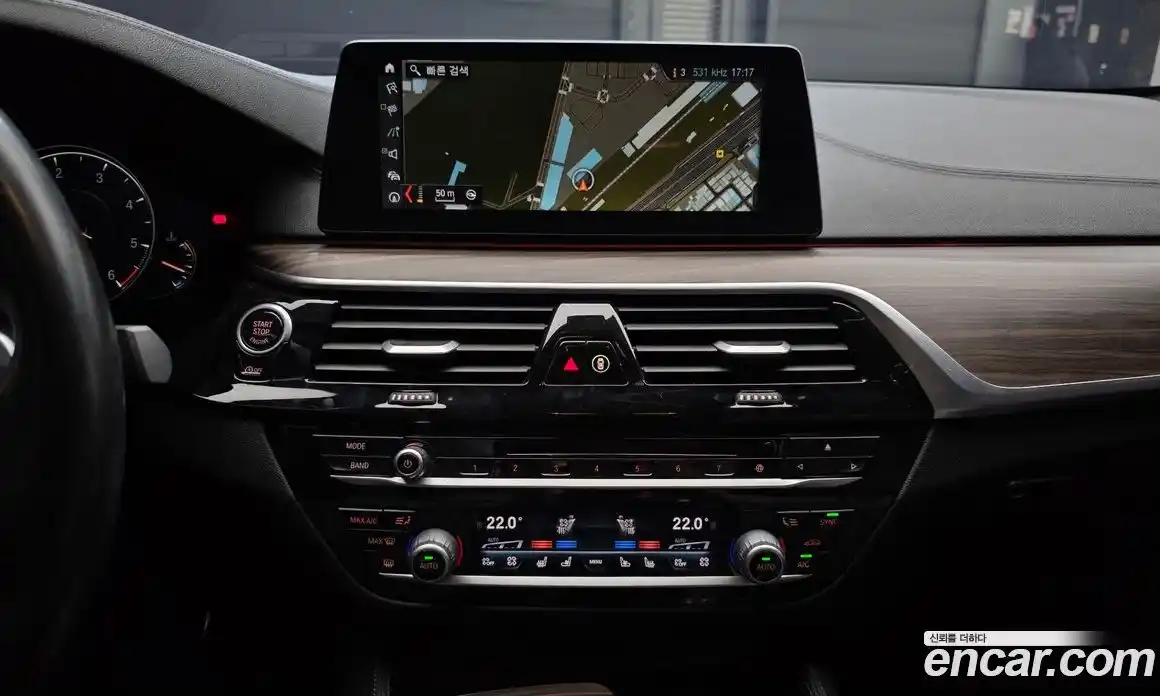 BMW 5 серия 2017 2.0 автомат (гидро), фото 22