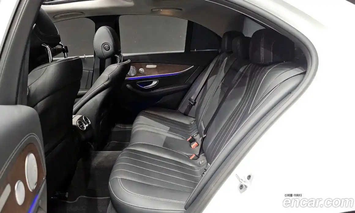 Mercedes-Benz E-Class 2019 2.0 гидро, фото 16