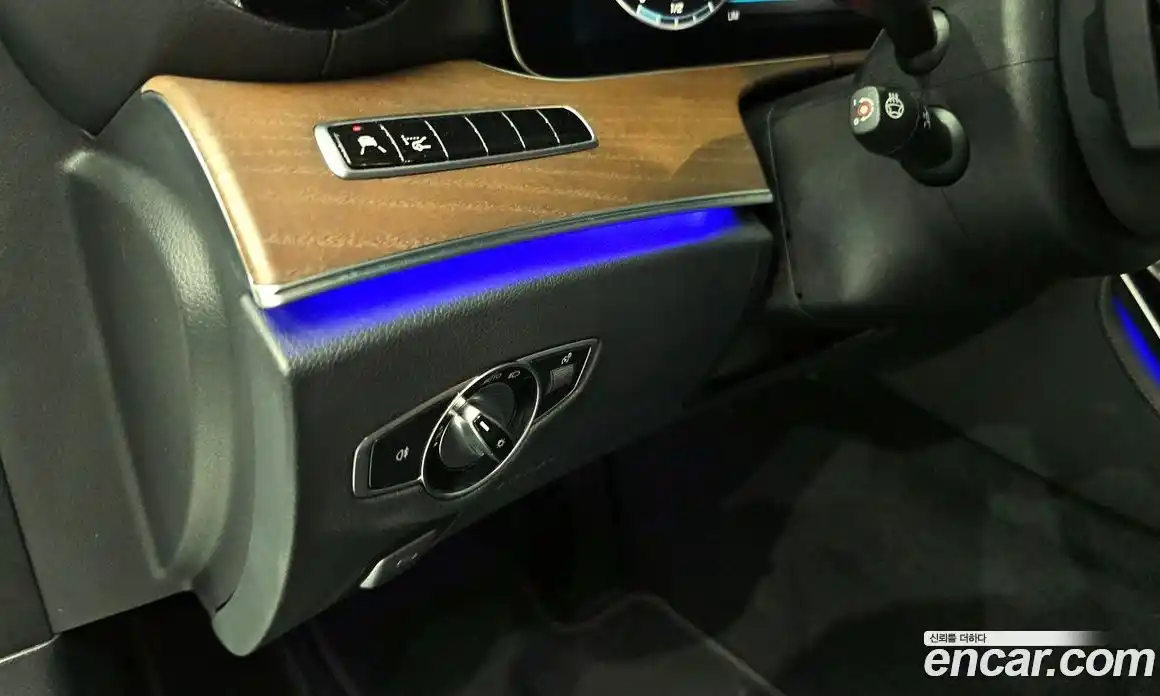 Mercedes-Benz E-Class 2019 2.0 гидро, фото 30