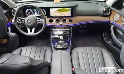 Mercedes-Benz E-Class 2019 2.0 гидро, миниатюра 10