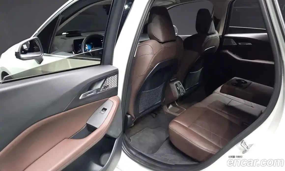 BMW 2-Series 2024 2.0 гидро, фото 18