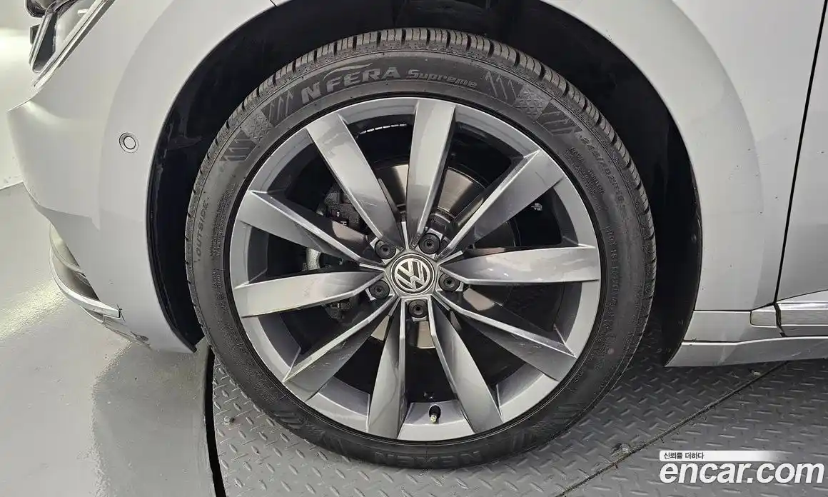 Volkswagen Arteon 2020 2.0 автомат (гидро), фото 5