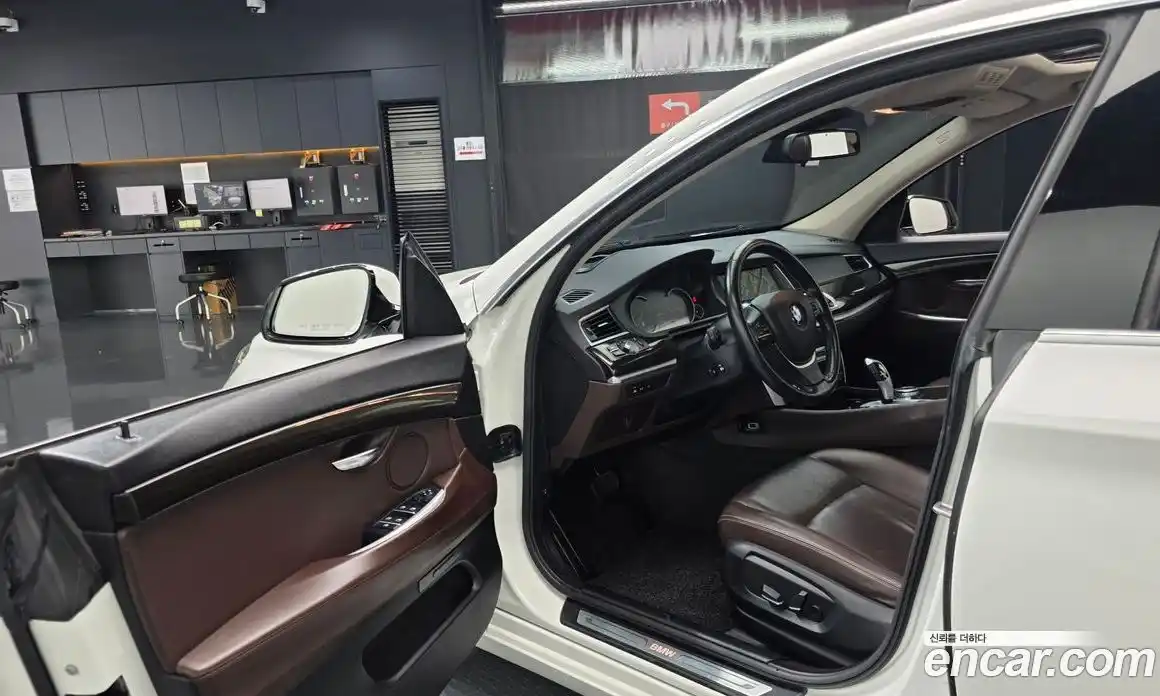 BMW 5 серия 2017 2.0 автомат (гидро), фото 12