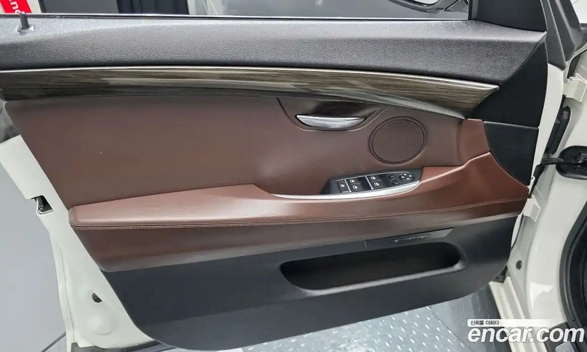 BMW 5 серия 2017 2.0 автомат (гидро), фото 13