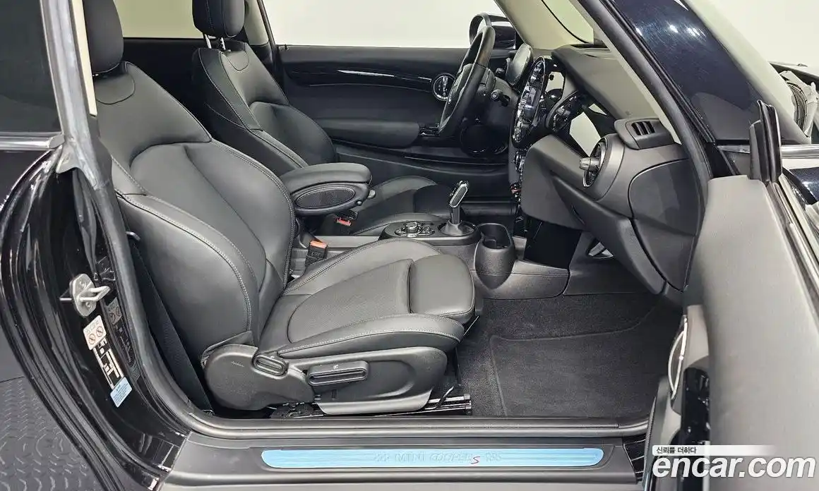 Mini Cooper 2022 2.0 автомат (гидро), фото 11