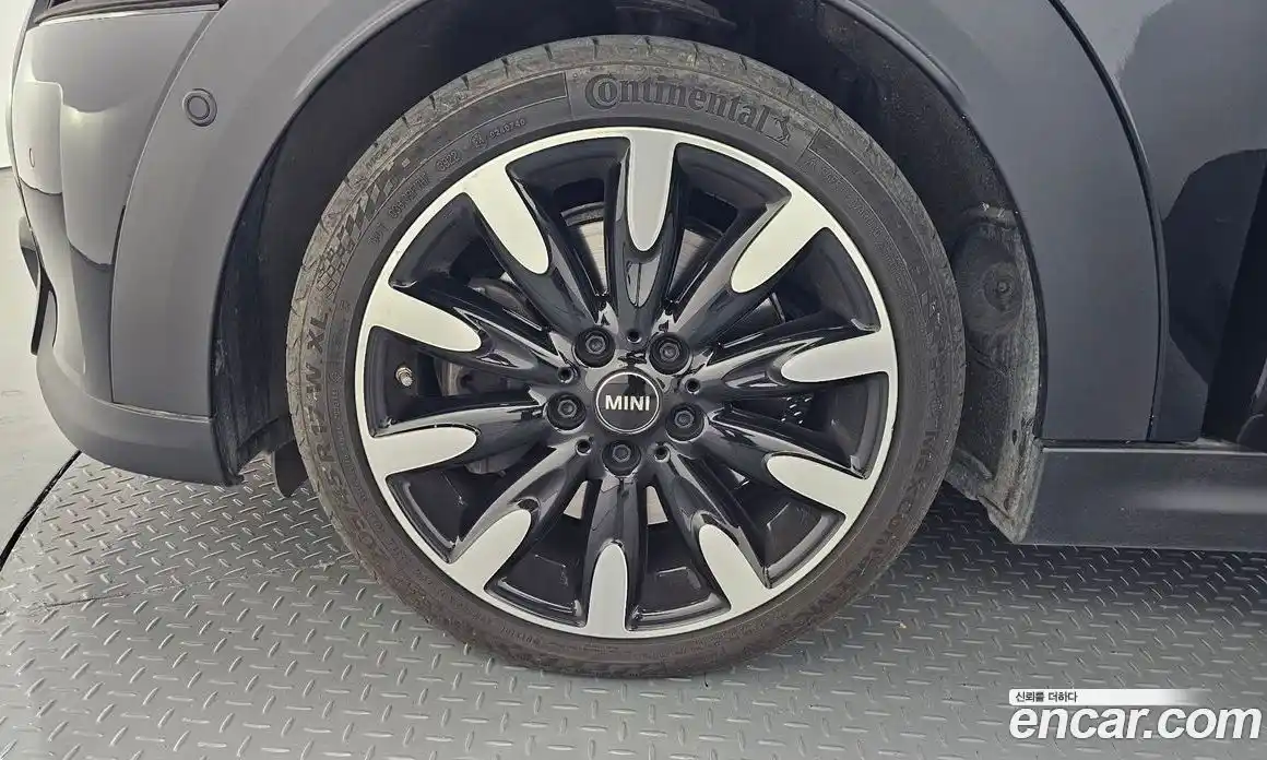 Mini Cooper 2022 2.0 автомат (гидро), фото 5