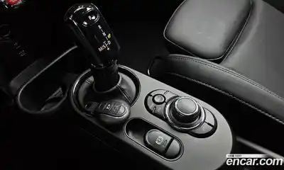 Mini Cooper 2022 2.0 автомат (гидро), миниатюра 9