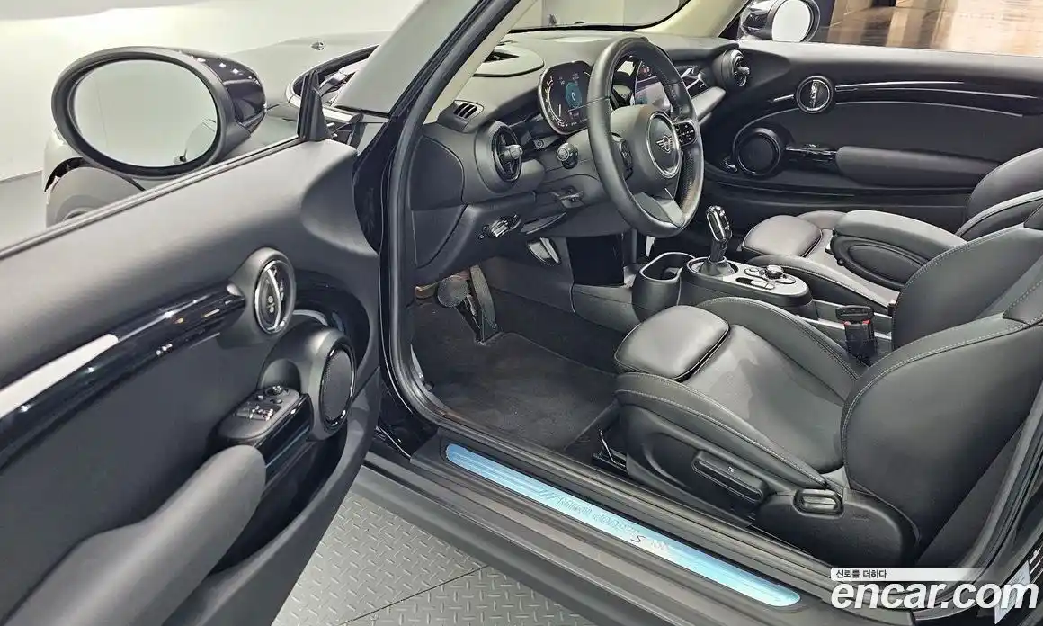 Mini Cooper 2022 2.0 автомат (гидро), фото 10