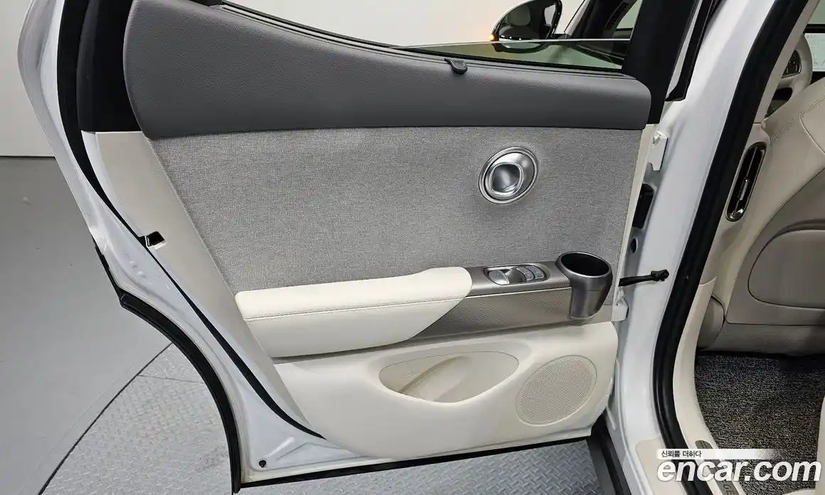 Genesis GV60 2022 0.1 гидро, фото 15