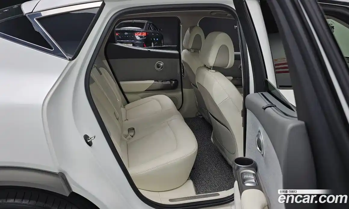 Genesis GV60 2022 0.1 гидро, фото 18