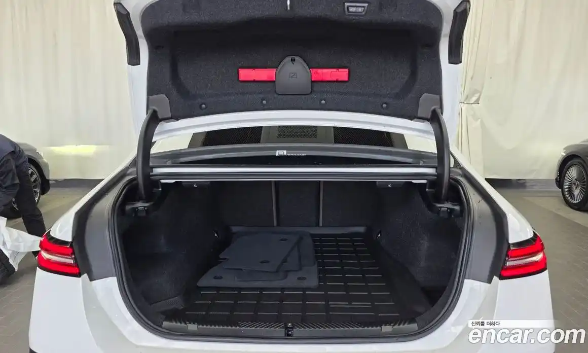 BMW i5 2025 0.2 гидро, фото 26