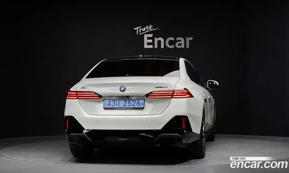 BMW i5 2025 0.2 гидро, фото 4
