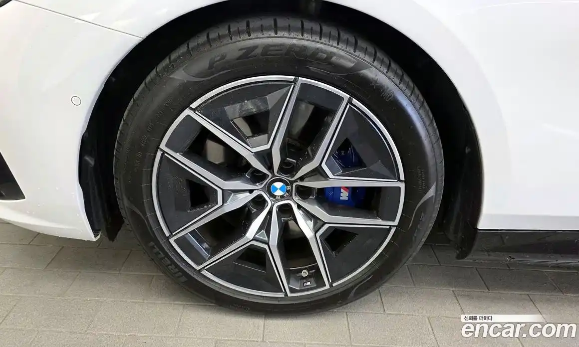 BMW i5 2025 0.2 гидро, фото 5