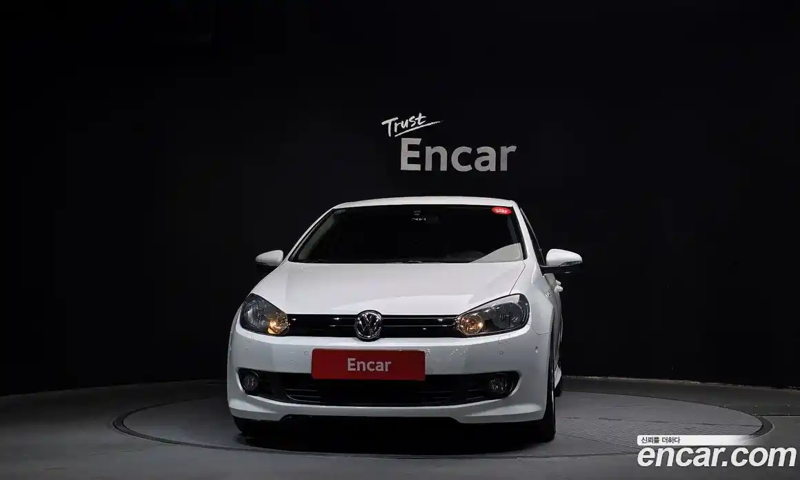 Volkswagen Golf 2013 1.6 автомат (гидро), фото 3