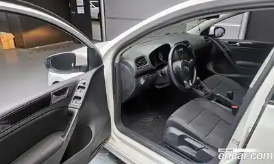 Volkswagen Golf 2013 1.6 автомат (гидро), миниатюра 10