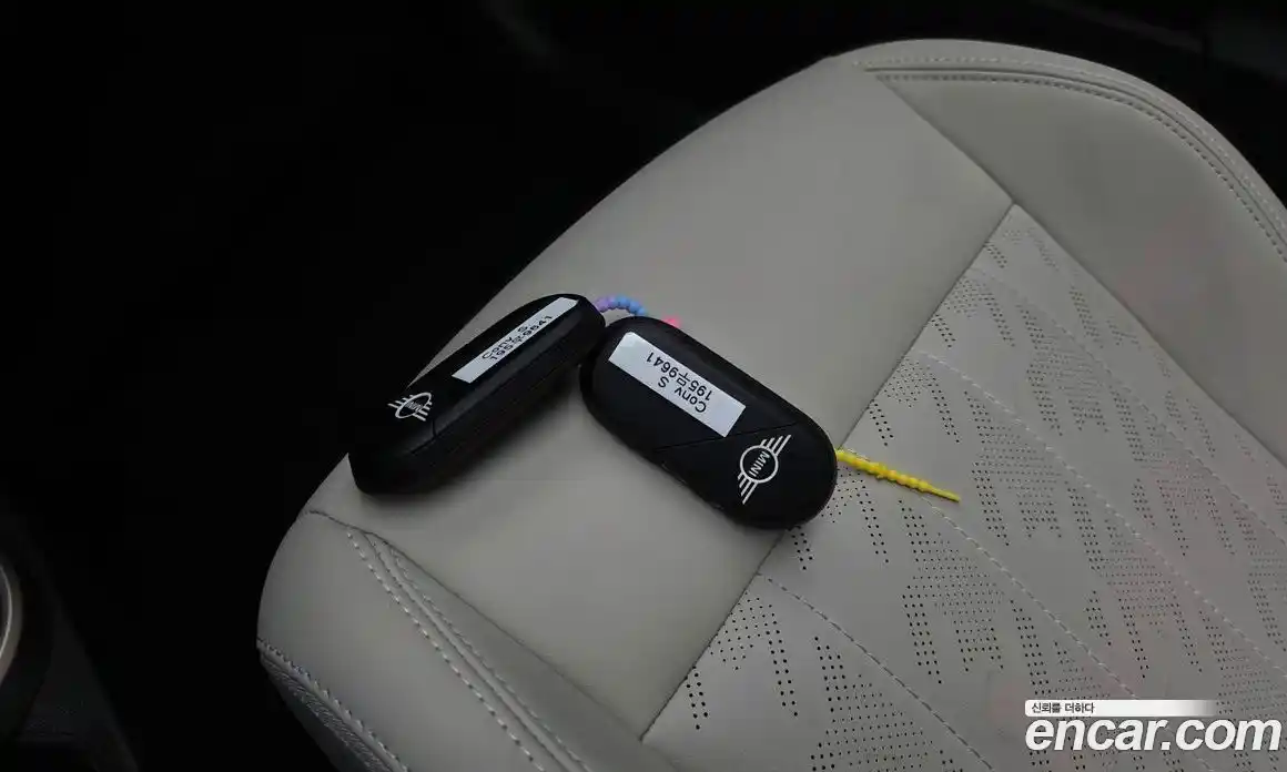 Mini Cooper Convertible 2025 2.0 автомат (гидро), фото 27