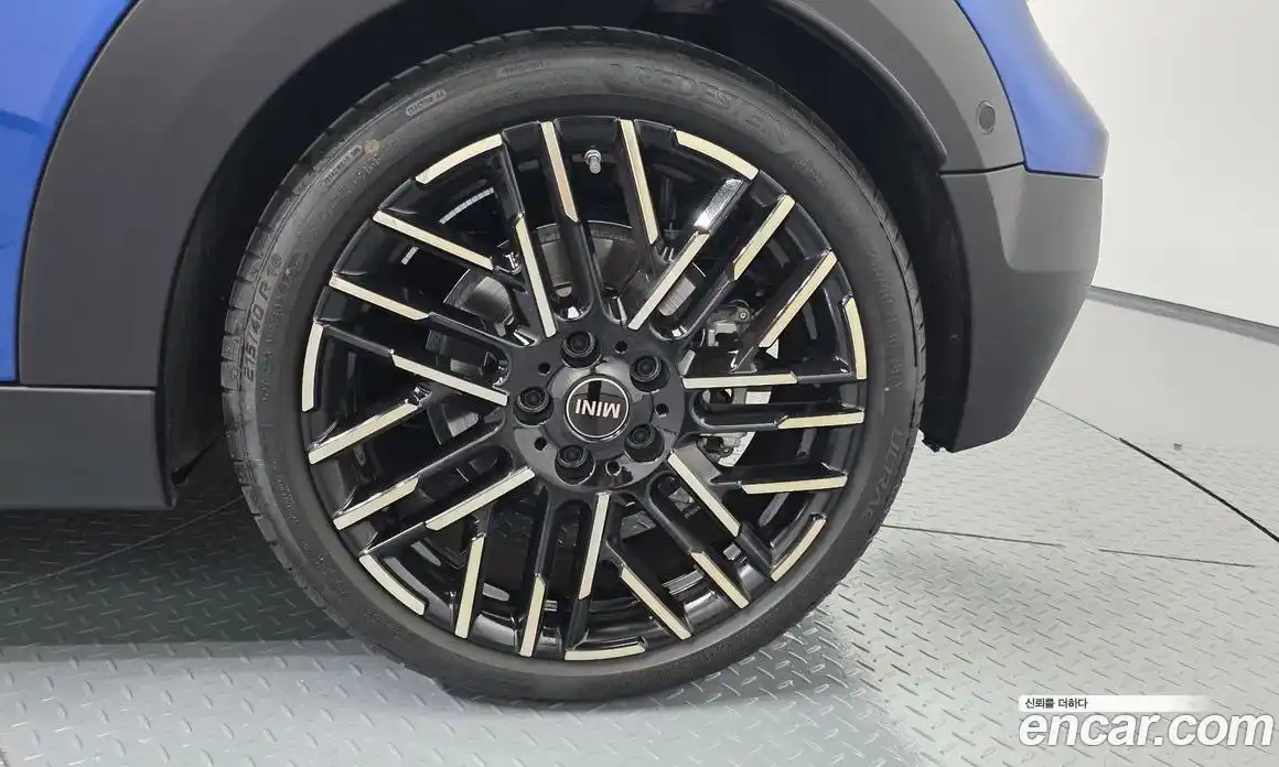 Mini Cooper Convertible 2025 2.0 автомат (гидро), фото 6
