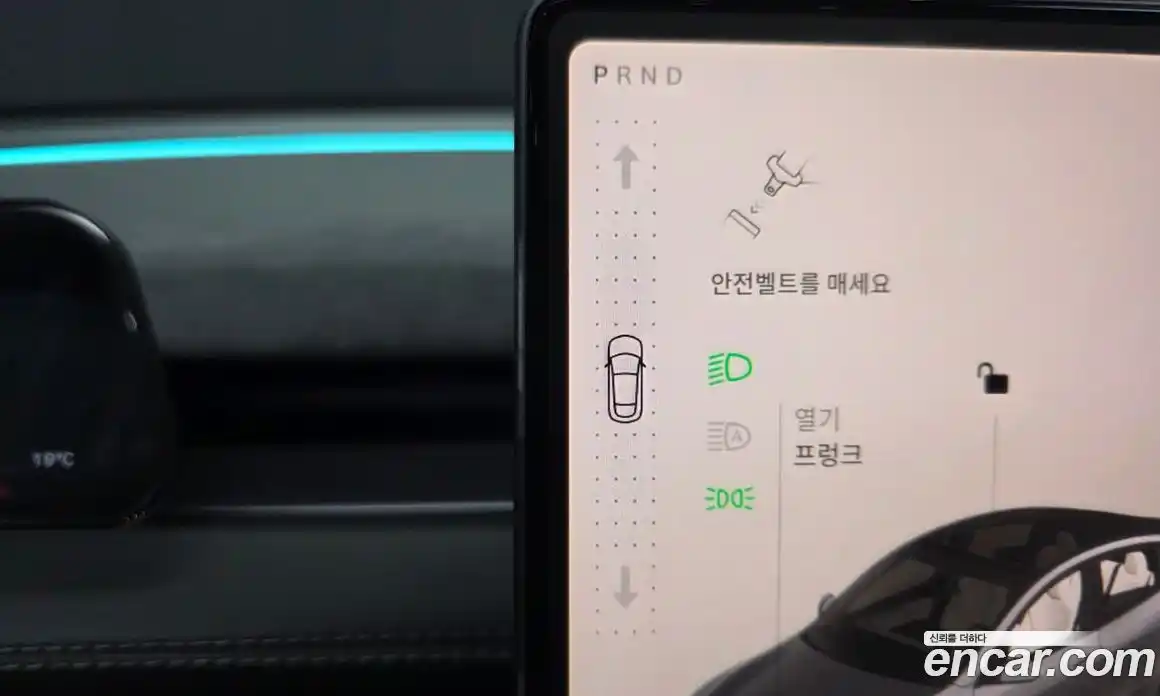Tesla Model Y 2025 0.2 гидро, фото 12