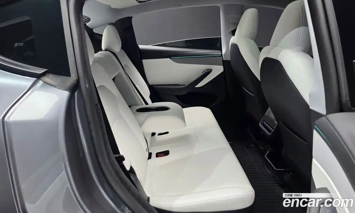 Tesla Model Y 2025 0.2 гидро, фото 18