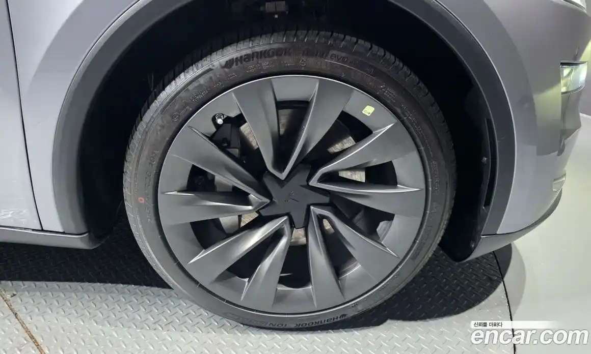 Tesla Model Y 2025 0.2 гидро, фото 7