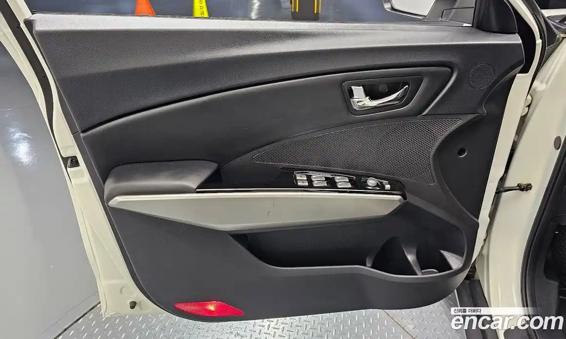 SsangYong TIBOLI 2016 1.6 гидро, фото 14