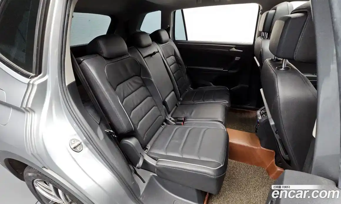 Volkswagen Tiguan 2020 2.0 автомат (гидро), фото 17