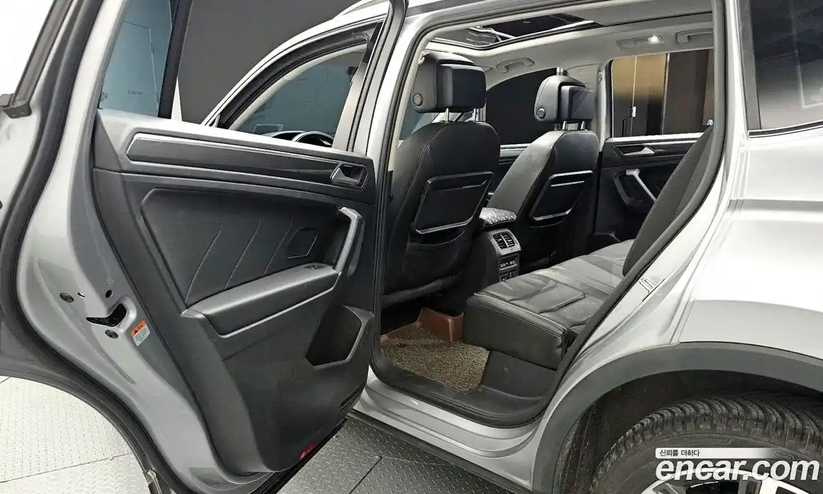 Volkswagen Tiguan 2020 2.0 автомат (гидро), фото 18