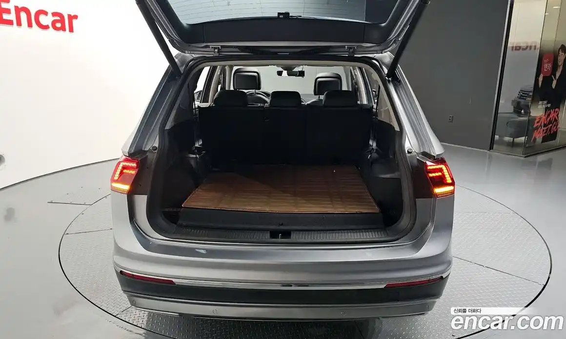 Volkswagen Tiguan 2020 2.0 автомат (гидро), фото 27