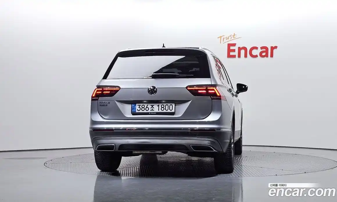 Volkswagen Tiguan 2020 2.0 автомат (гидро), фото 4
