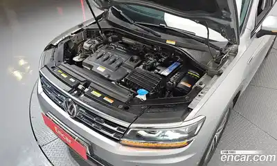 Volkswagen Tiguan 2020 2.0 автомат (гидро), миниатюра 6