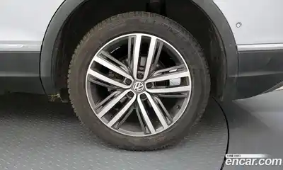 Volkswagen Tiguan 2020 2.0 автомат (гидро), миниатюра 7