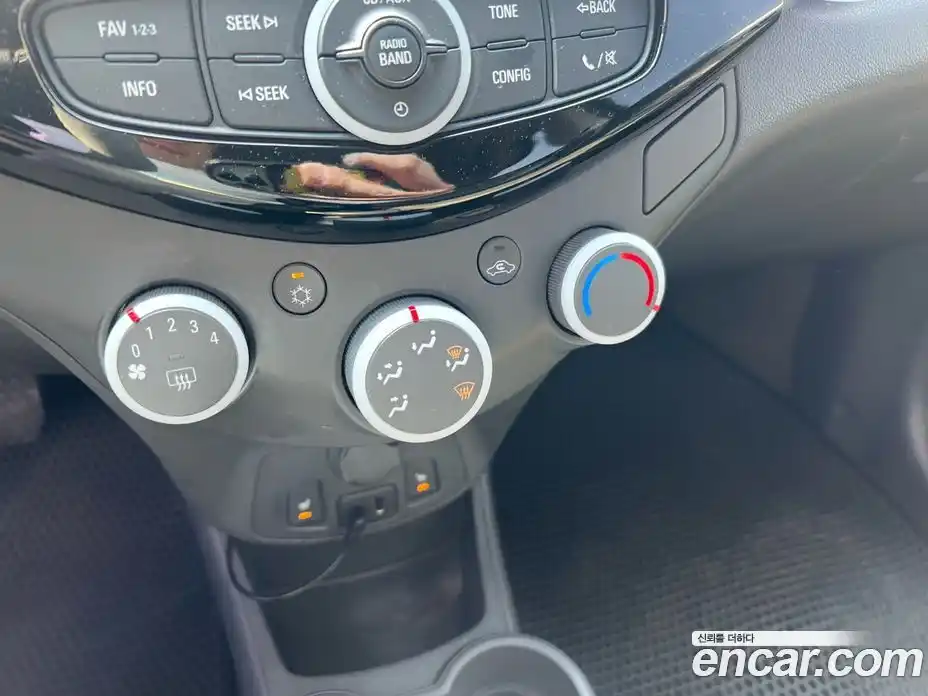 Chevrolet Spark 2013 1.0 автомат (гидро), фото 17