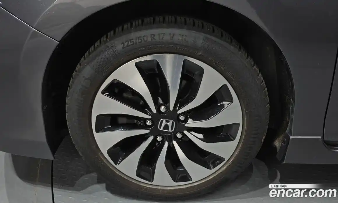 Honda Accord 2017 2.0 автомат (гидро), фото 5