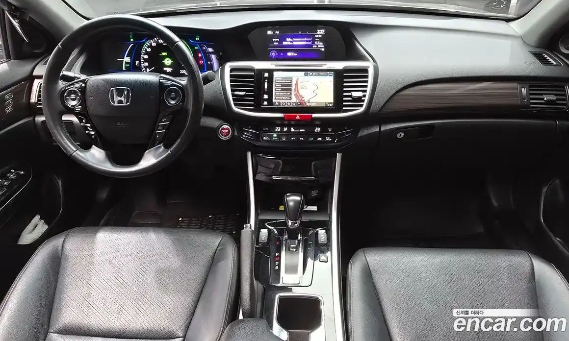 Honda Accord 2017 2.0 автомат (гидро), фото 7
