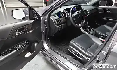 Honda Accord 2017 2.0 автомат (гидро), миниатюра 10
