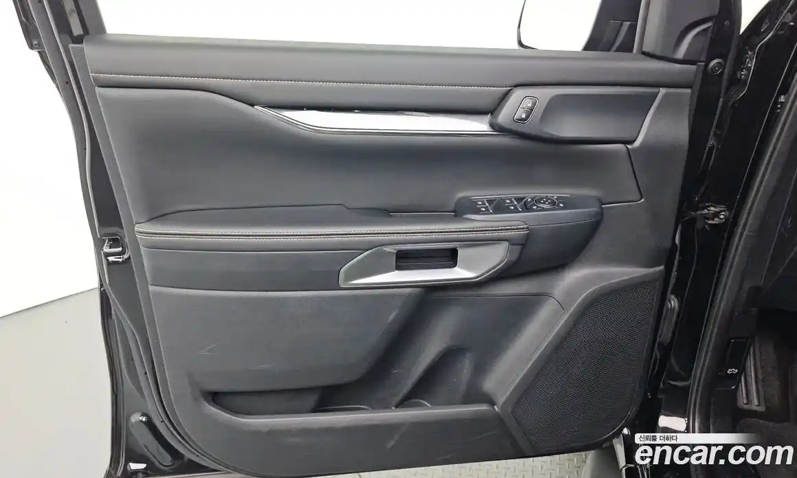 Ford Ranger 2023 2.0 автомат (гидро), фото 14