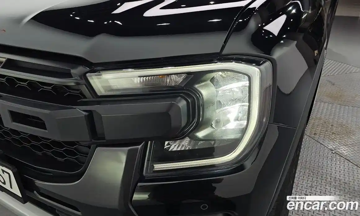 Ford Ranger 2023 2.0 автомат (гидро), фото 8