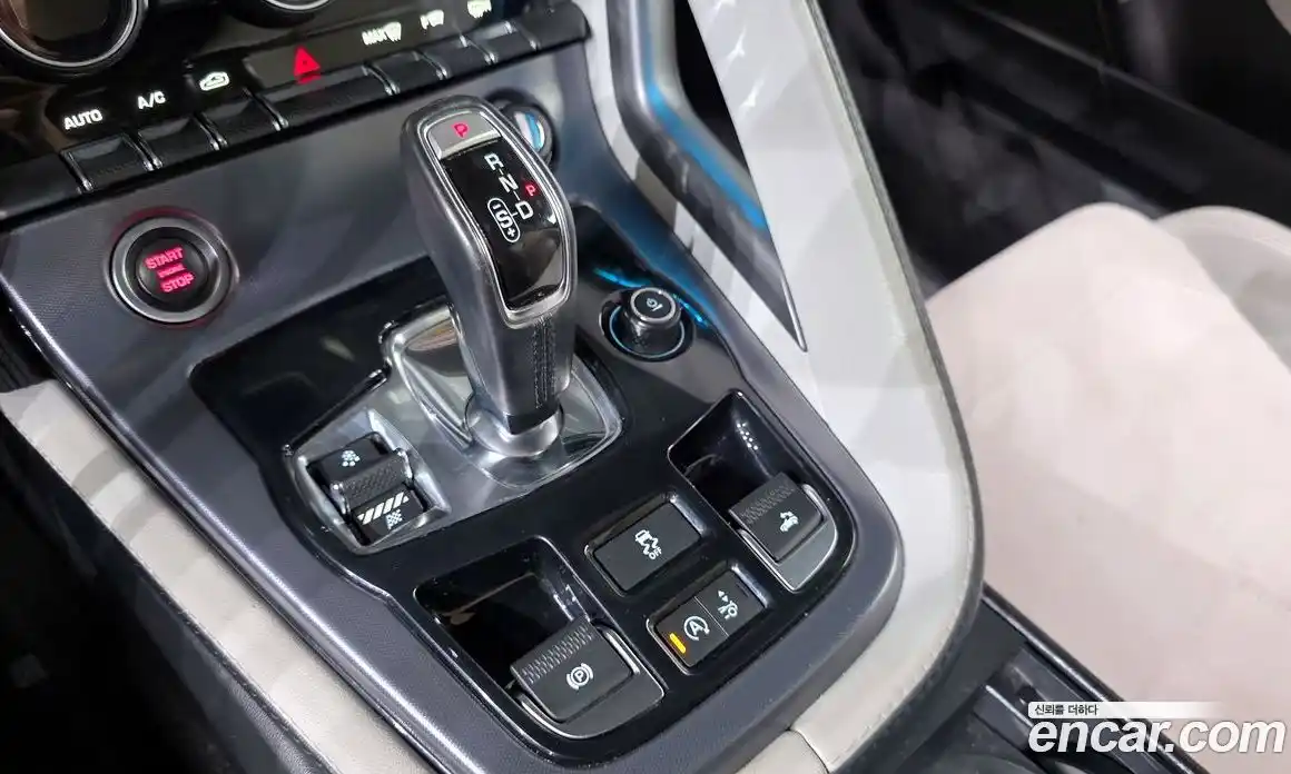 Jaguar F-Type 2018 2.0 гидро, фото 12